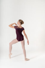 SI 685/D Body in lycra opaca con  inserti  in velluto e manica corta in tulle - immagine 6
