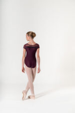 SI 685/D Body in lycra opaca con  inserti  in velluto e manica corta in tulle - immagine 5