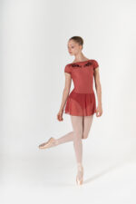 SI 665/D Body in lycra con inserti in tulle allo scollo e manica corta in tulle - immagine 3